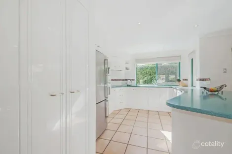 Property photo of 2 Rio Vista Close Carindale QLD 4152