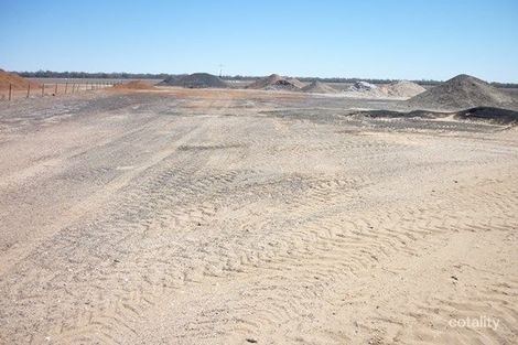 24-26 Mccarthy St, Dirranbandi, QLD 4486