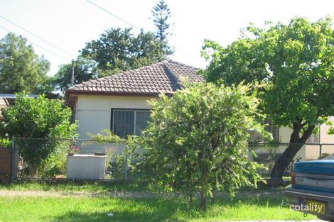 15 Hewlett St, Granville, NSW 2142