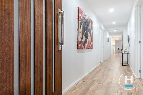 Property photo of 21 Wardan Avenue Greenvale VIC 3059