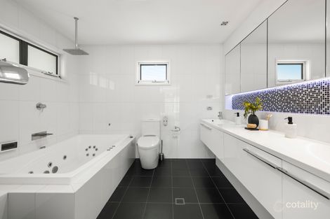 Property photo of 17 Roma Place Sylvania NSW 2224