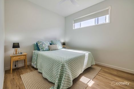 2/14 Peter Pde, Miami, QLD 4220