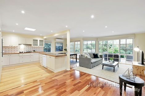 Property photo of 12 Walerna Road Glen Iris VIC 3146