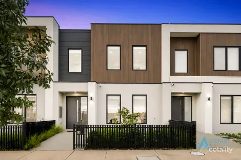 68 Gibsons Cct, Bonnie Brook, VIC 3335