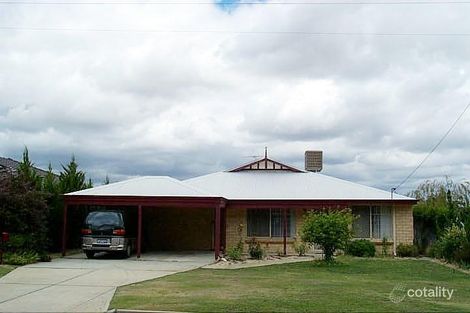 41 Sydenham St, Beckenham, WA 6107