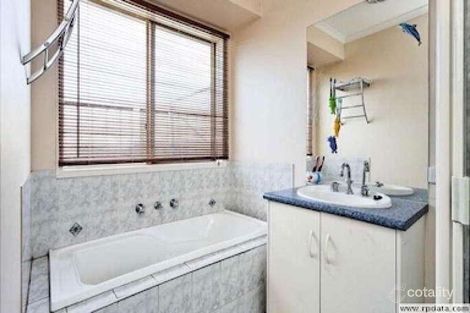 Property photo of 62 Kingston Avenue Narre Warren South VIC 3805