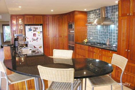 Property photo of 174 Bicentennial Drive Jerrabomberra NSW 2619