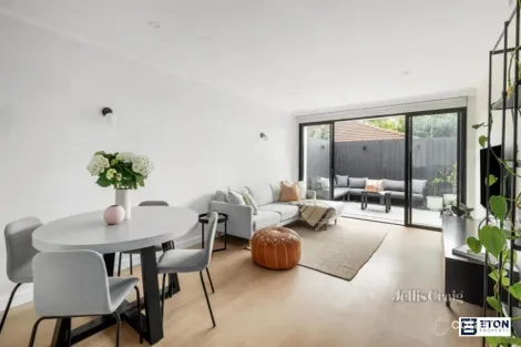 8/840 Toorak Rd, Hawthorn East, VIC 3123