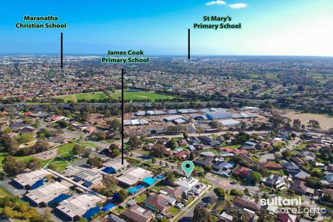 Property photo of 2 Isaac Smith Crescent Endeavour Hills VIC 3802