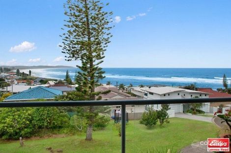 Property photo of 1/2 Pinnacle Row Lennox Head NSW 2478