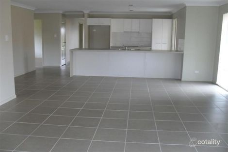 Property photo of 11 Tribeca Place Eagleby QLD 4207