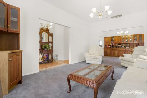 Property photo of 32 Julie Court Langwarrin VIC 3910