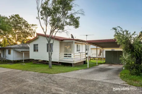 5 Poplar Cres, Stapylton, QLD 4207