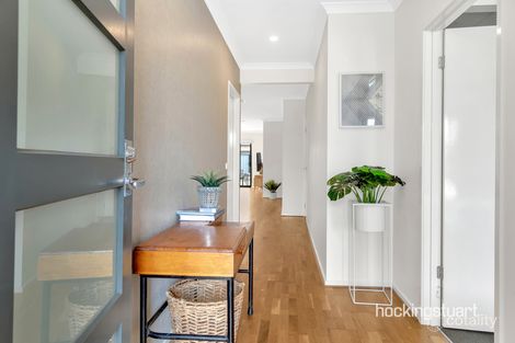 Property photo of 20 Saltlake Boulevard Wollert VIC 3750