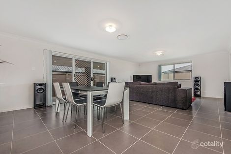 Property photo of 7 Dutton Street Spring Farm NSW 2570