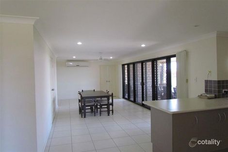 Property photo of 15 William Close Gracemere QLD 4702