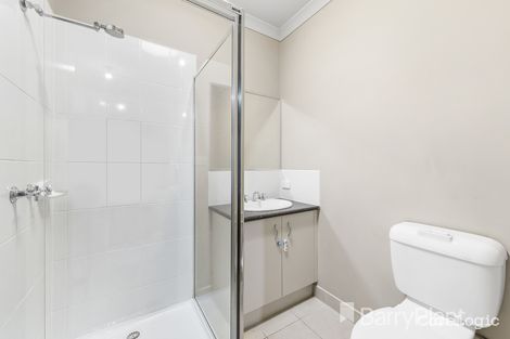 Property photo of 1/18 Mermaid Crescent Wyndham Vale VIC 3024
