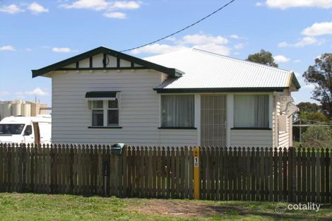 12 Gillam St, Clifton, QLD 4361