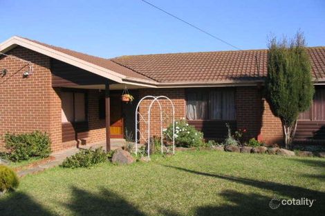 Property photo of 13 Woodburn Crescent Meadow Heights VIC 3048
