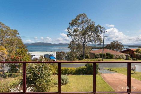 82 Green Point Dr, Green Point, NSW 2428