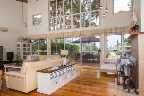 Property photo of 12 Beechwood Court Sunshine Bay NSW 2536