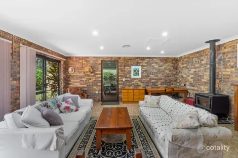 Property photo of 33 Kleve Road Highfields QLD 4352