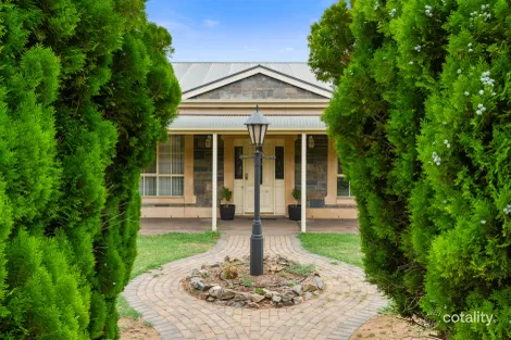 Property photo of 8 New Road Clare SA 5453