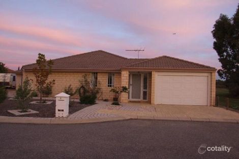 1 Manoora Pl, Kenwick, WA 6107