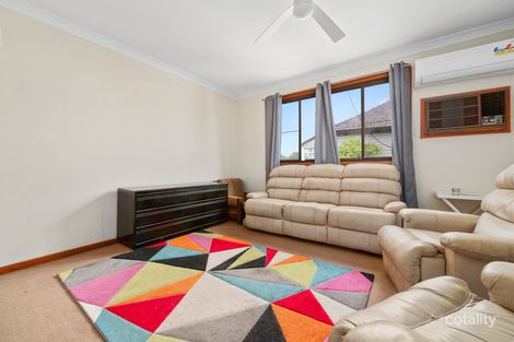 Property photo of 25 Third Street Weston NSW 2326