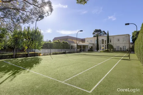 Property photo of 164 Mont Albert Road Canterbury VIC 3126