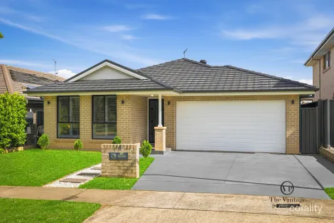 15 Deerubbin Dr, Glenmore Park, NSW 2745
