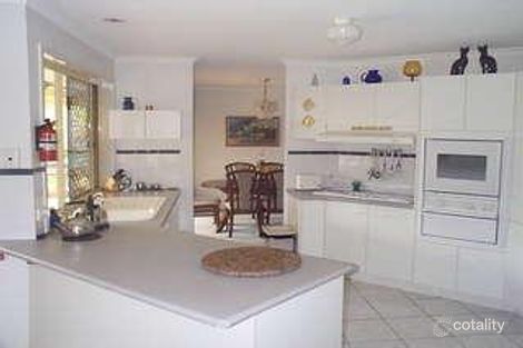 Property photo of 8 Nev Close Wishart QLD 4122