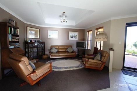 Property photo of 13 Quandong Parkway Halls Head WA 6210