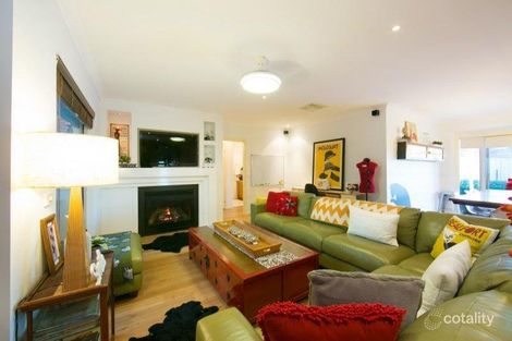 Property photo of 4 Hoad Close Glenroy NSW 2640