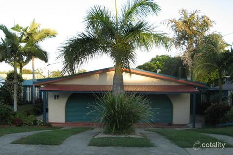 17 Amaroo St, Boyne Island, QLD 4680