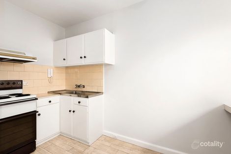 Property photo of 7/18 Pine Avenue Elwood VIC 3184