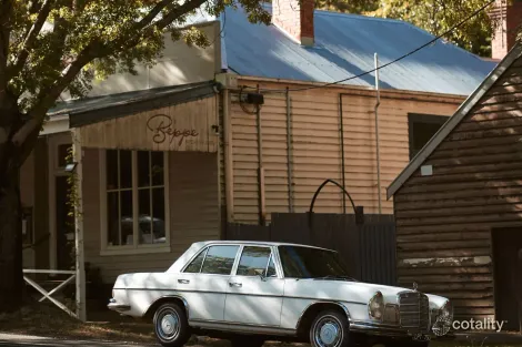 Property photo of 1 Chaplain Street Daylesford VIC 3460