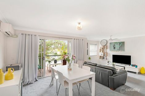 Property photo of 2/118 School Road Yeronga QLD 4104
