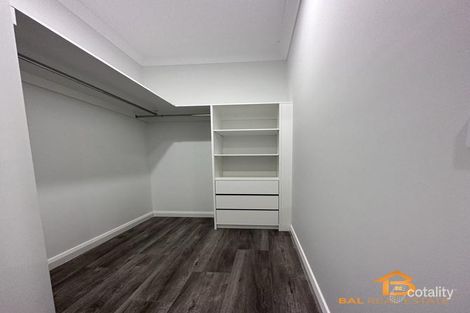 Property photo of 24 Shelterbelt Avenue Weir Views VIC 3338