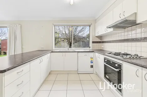Property photo of 54 Bellarine Drive Cranbourne VIC 3977