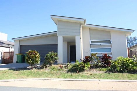 Property photo of 22 Danbulla Street Pimpama QLD 4209