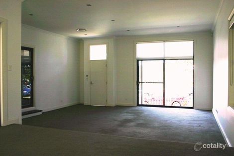 Property photo of 27/1-5 Parkside Crescent Campbelltown NSW 2560
