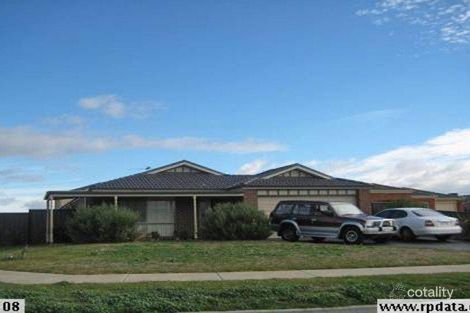 Property photo of 18 Colchester Vista Derrimut VIC 3026