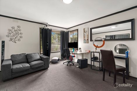 Property photo of 137 Manchester Road Mooroolbark VIC 3138
