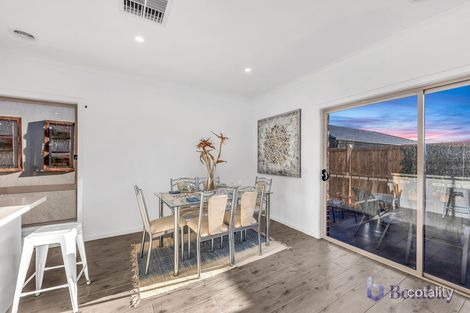 Property photo of 24 Turmeric Avenue Mickleham VIC 3064