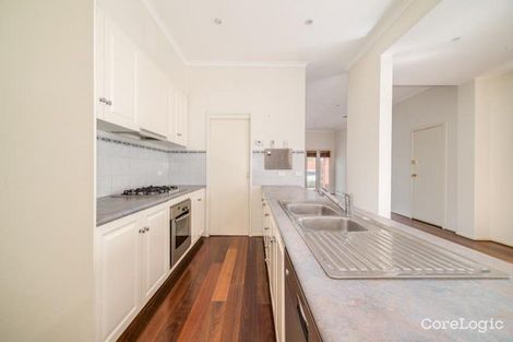 Property photo of 3/16 Graham Place Box Hill VIC 3128