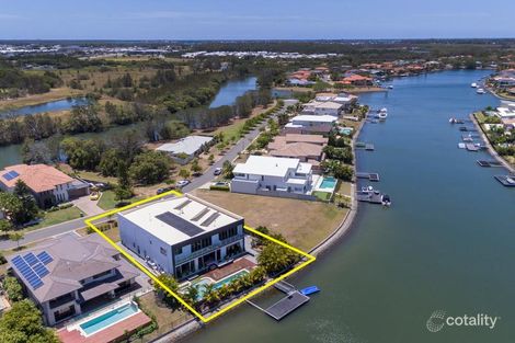 Property photo of 14 Parkview Place Helensvale QLD 4212
