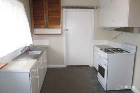 Property photo of 82 Beddoe Avenue Bentleigh East VIC 3165