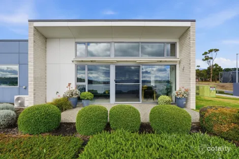 22/1b Bournville Cres, Claremont, TAS 7011