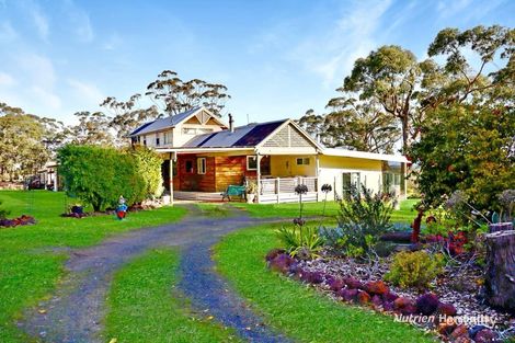 975 Glenelg Hwy, Casterton, VIC 3311